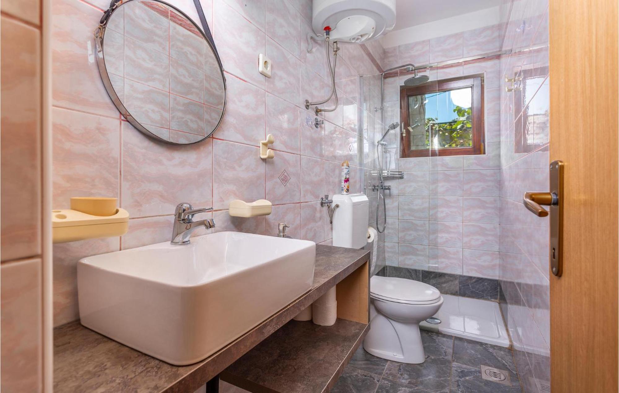 Beautiful Apartment In Malinska With Wifi Exterior photo